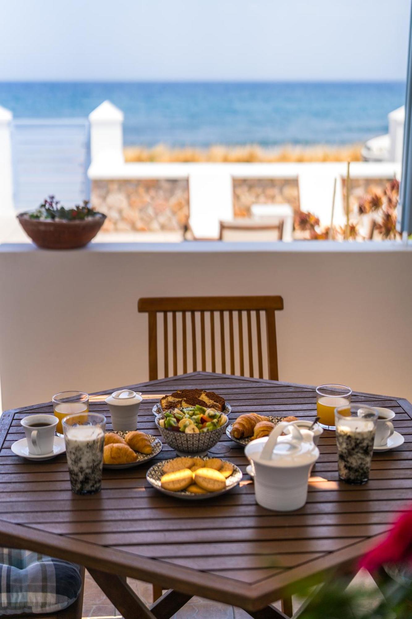 Blue Eyes Beach Villas Monolithos Dış mekan fotoğraf