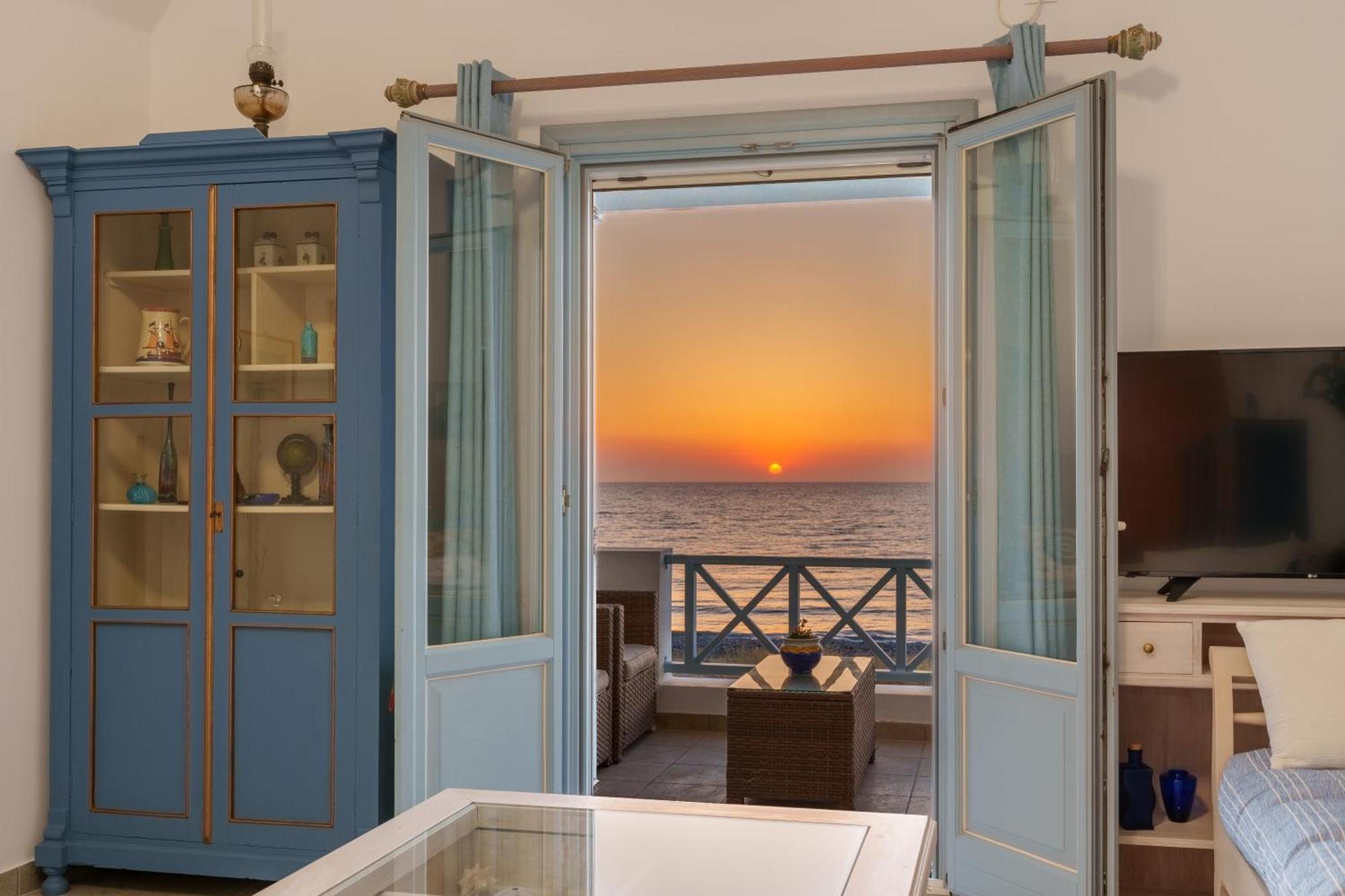 Blue Eyes Beach Villas Monolithos Dış mekan fotoğraf